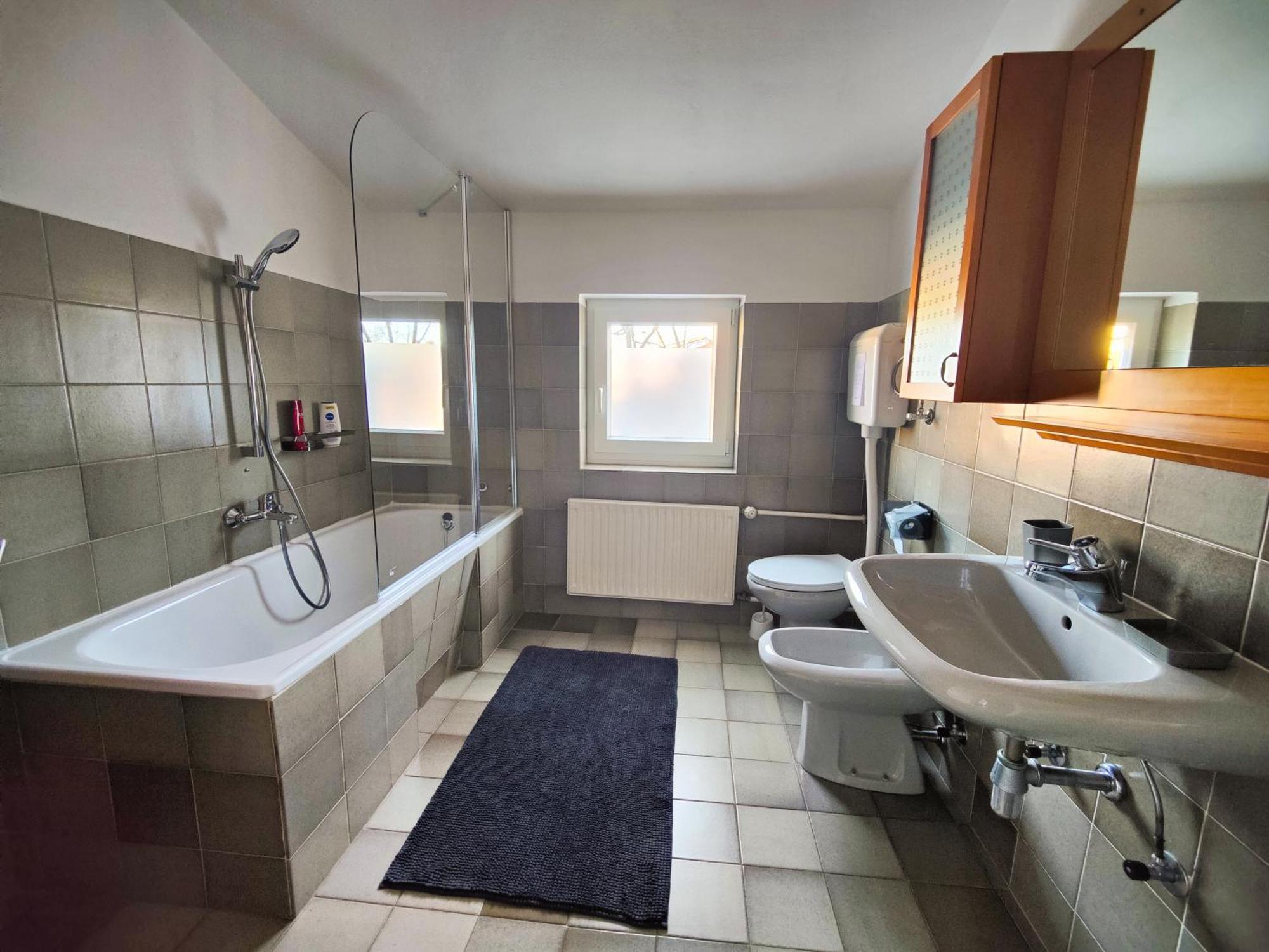 Apartment Lipa โรวีน ภายนอก รูปภาพ